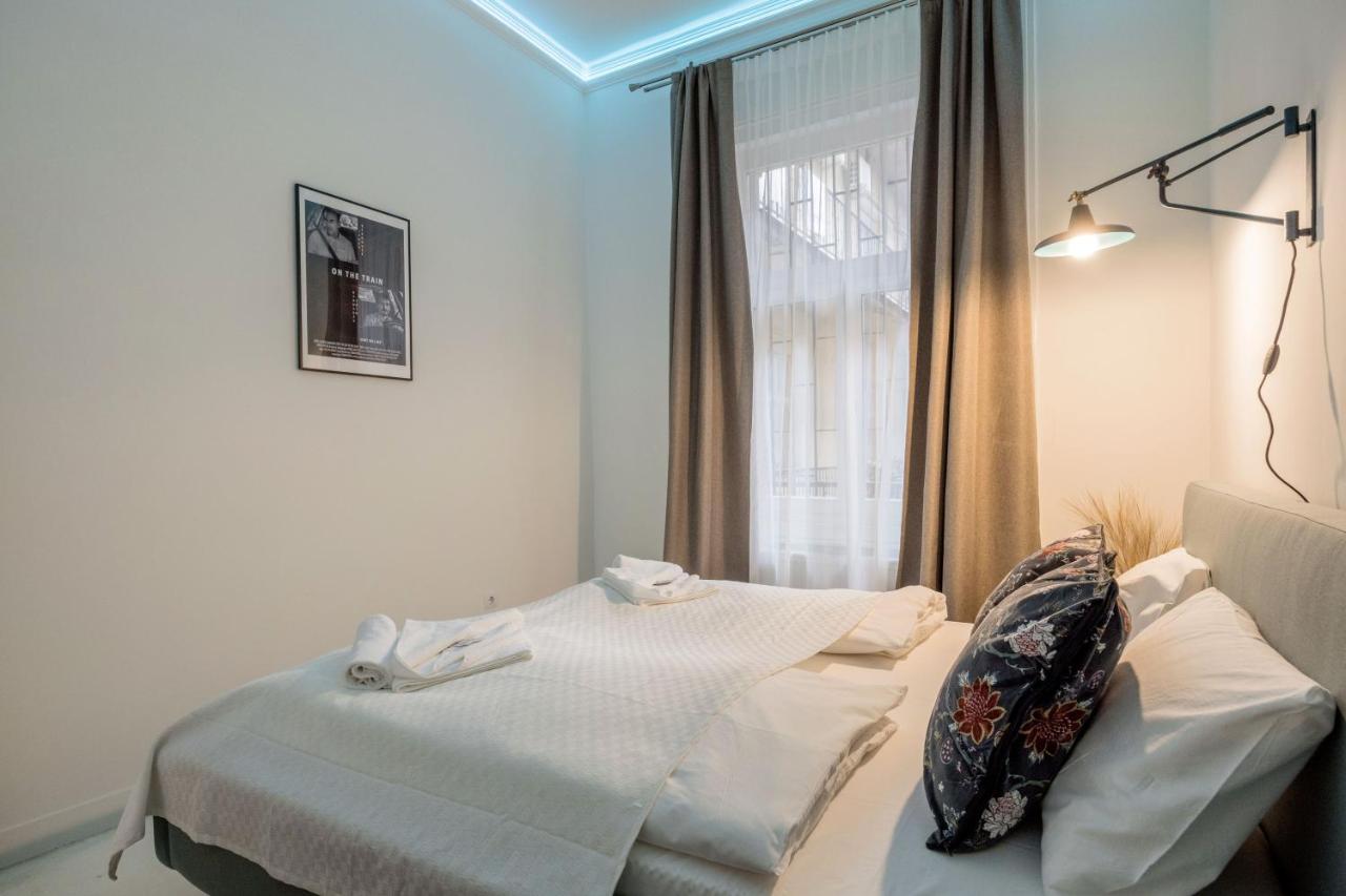 Sunshine Sprint Luxury Apartment بودابست المظهر الخارجي الصورة